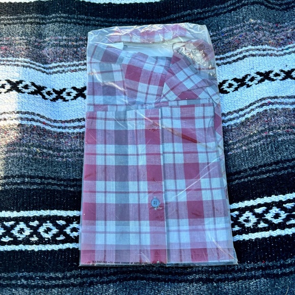 VTG 70s EMPRESS MAROON PLAID BOYS BUTTON DOWN SPORTS SHIRT SIZE 12 - Picture 2 of 3